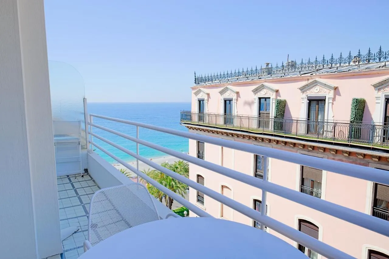 Lovely apartment near the sea 25 Promenade des Anglais Nice 0*,  France