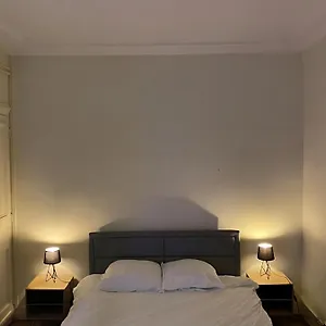 Spacious Next To Place Vendome Paris